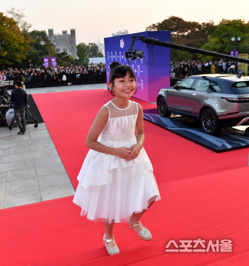레드카펫위의 최연소 배우 김수안 [SS포토]