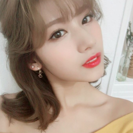 "설렌다 이 눈빛" 트와이스 사나, 컴백하고 물오른 미모