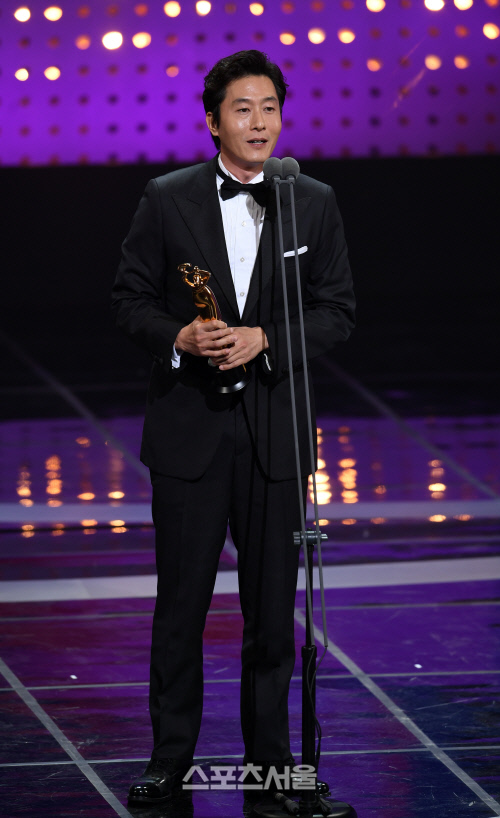김주혁, 마지막까지 배우였다. 더 서울어워즈 수상소감 뭉클