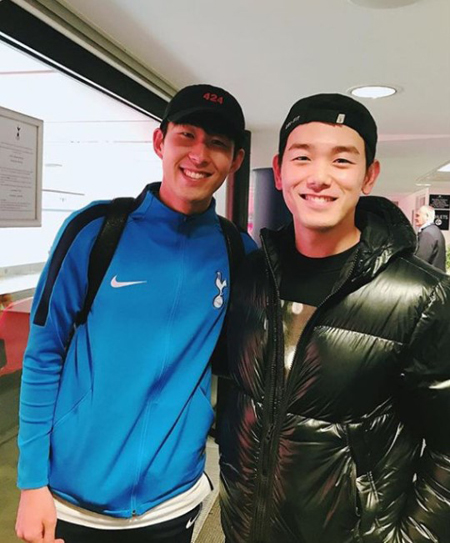 "미소가 닮았어" 에릭남X손흥민, 경기 관람 후 인증샷