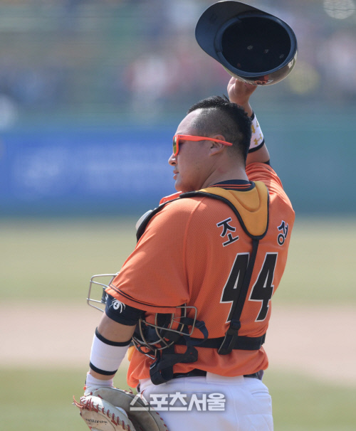 마스크 벗는 조인성, 1948경기 동안 써 내려간 포수 新 역사 