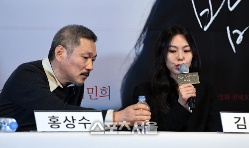 홍상수 아내, '김민희와 불륜'에…"그래도 기회주고 싶다" 발언 재조명