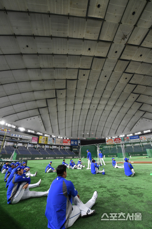 [SS포토]APBC 일본과의 첫 경기 앞둔 야구대표팀