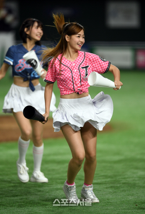 [SS포토]대만 치어리도, 우리도 매력 뽐내요!