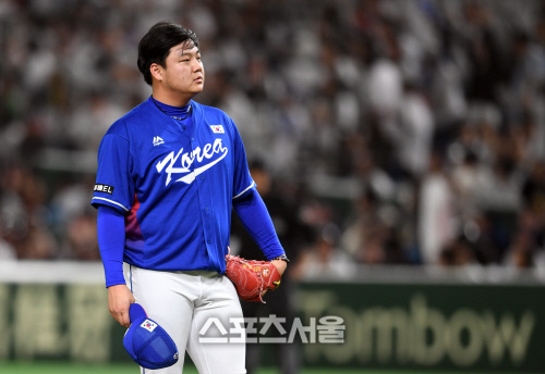 [SS포토]실점의 연속 한국 투수진, 이민호 마저...