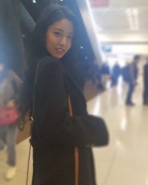 "고생 많으셨습니다"…설현, 수험생 위한 응원과 격려의 메시지