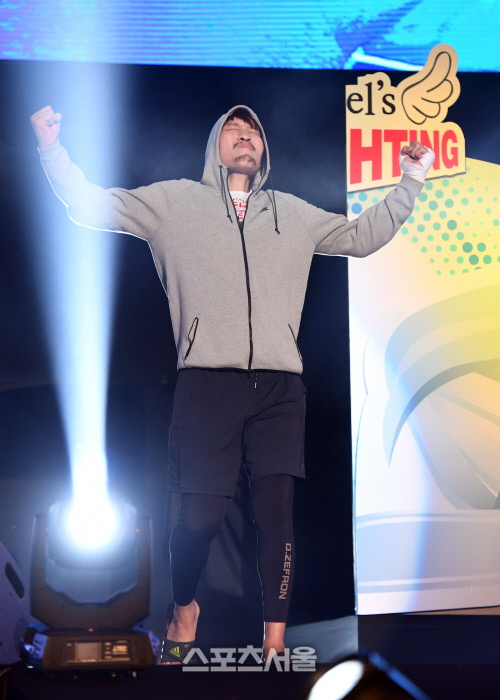 [포토]최홍만, 입식 타격기로 돌아왔다!