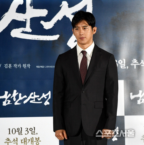 연매협 "고수-김우빈 모델료 미지급 불량에이전시와 협업 금지" 당부