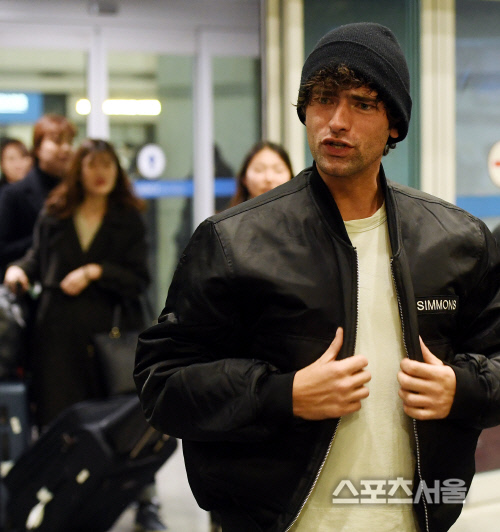 [포토] \'글로벌 톱 모델\' 션 오프리, 시몬스 위해 내한했습니다~