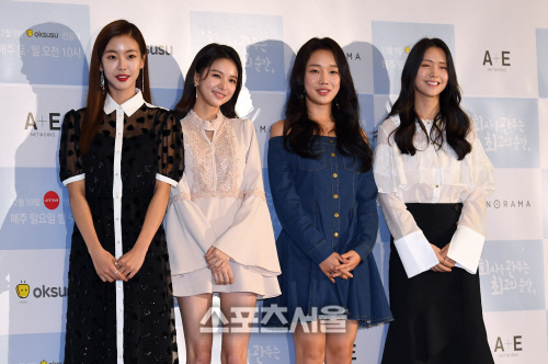 [포토]고원희-김재이-정연주-김지은, '많이 사랑해주세요!'