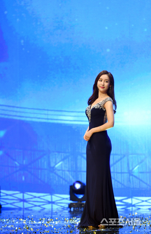 [포토] 박지영 아나운서, 호수 위 블랙스완