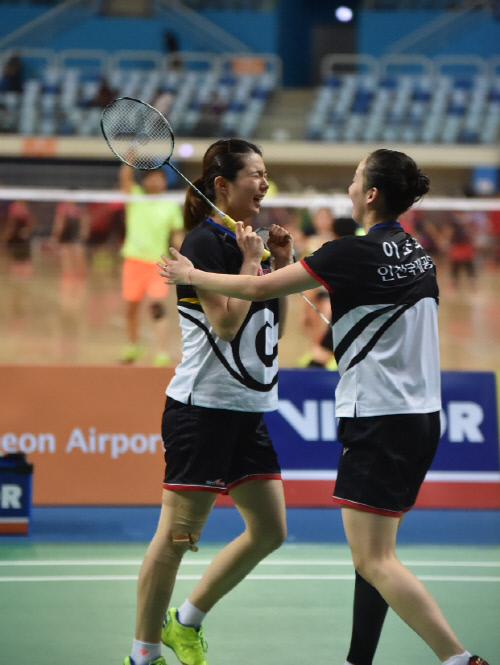 엘리트-동호인이 함께 즐긴 '배드민턴 코리안리그',  인천국제공항 삼성전기 초대 챔프 영광