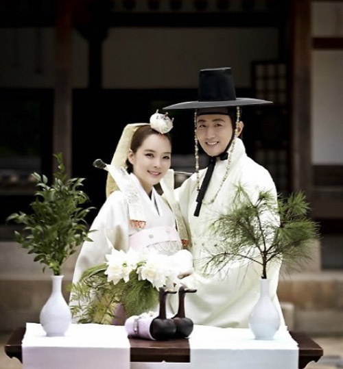 '득남' 채림, 쏟아지는 축하에 "씩씩하게 잘 키우겠다"