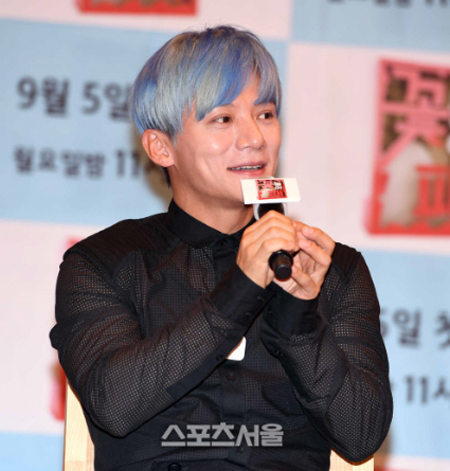 YG 측 "젝스키스 이재진 열애설? 개인 사생활 확인 어려워"(공식)