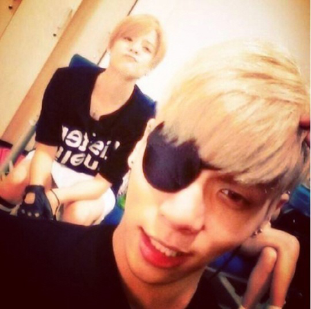 엠버, 故 종현 추모 "오빠의 동생이 될 수 있어 고마웠다"