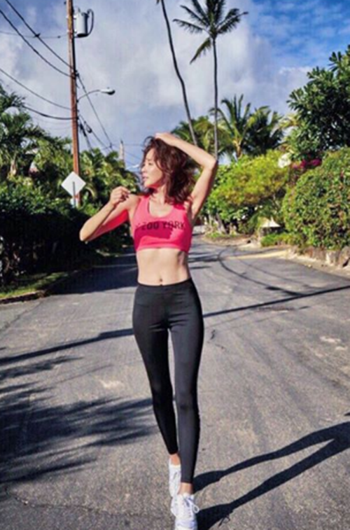 사랑 엄마의 화끈한 일탈…하와이서 몸매 뽐낸 야노 시호