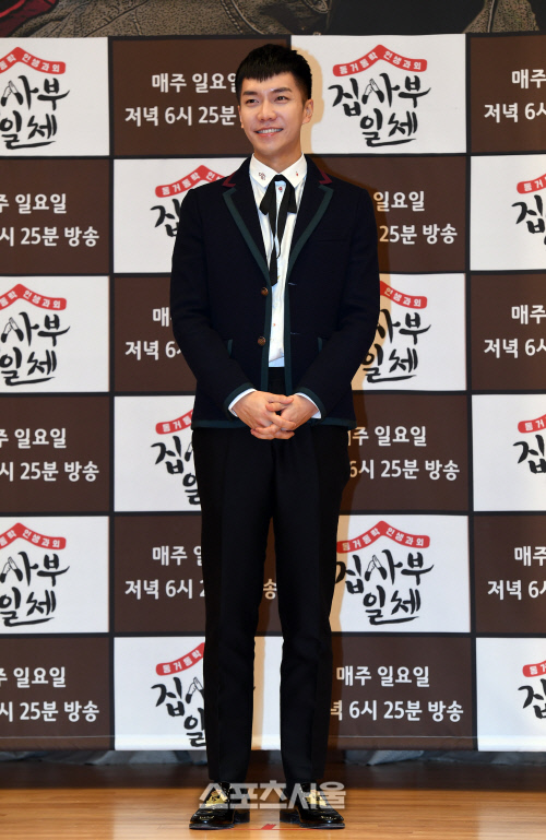 [포토]이승기, '아는 형님-미우새-효리네 민박 재미있게 봤어요!'