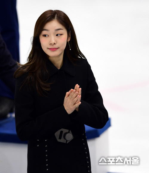 [포토] 김연아 '볼 빨간 피겨여왕'