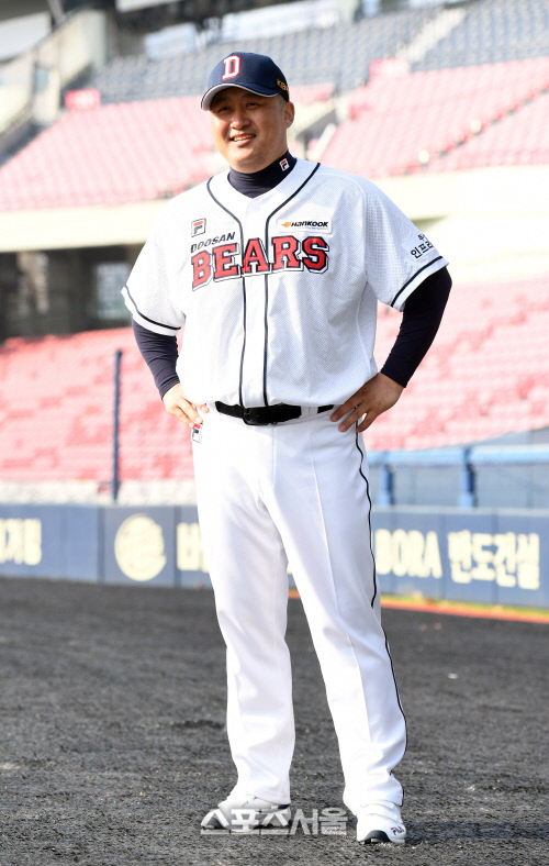 [포토]조인성, 한화 선수에서 두산 코치로!