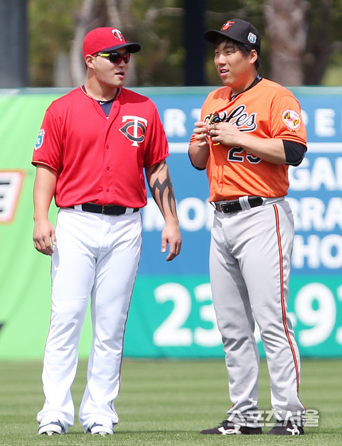 \'해후\' 박병호와 김현수...