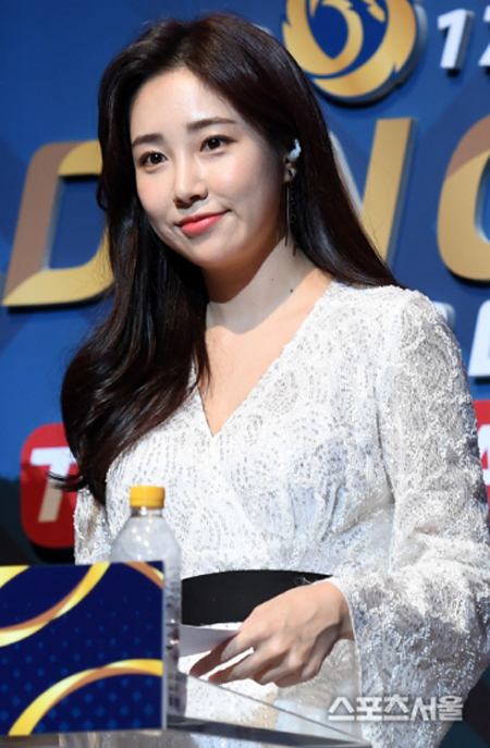 최희, SNS 해킹 당했다…"이상한 게시물 올라가 있어" (전문)