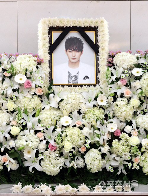 故전태수, 오늘(23일) 비공개 발인… 하지원·유족들과 마지막 인사