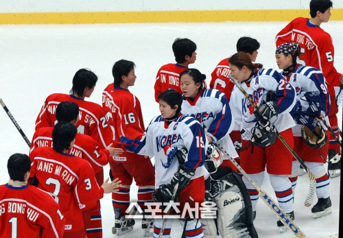 北 아이스하키 선수단 25일 합류, 총 15명 온다