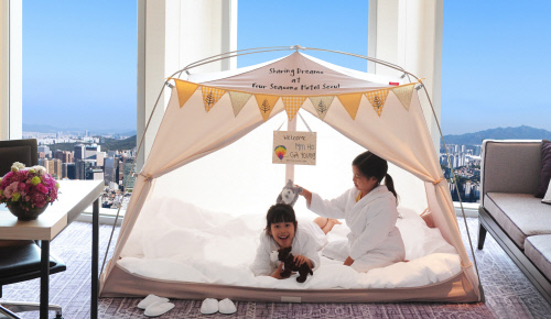 포시즌스 호텔 서울 겨울 맞아 키즈 스테이 웜 패키지