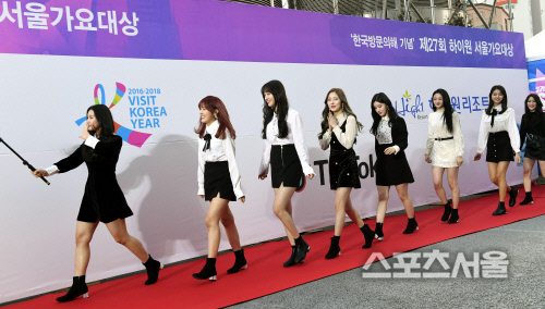 [포토] 서울가요대상, 프리스틴의 발랄함이 돋보이는 레드 카펫!