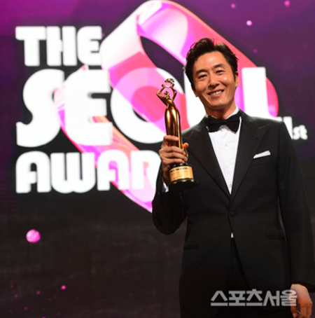 경찰 "故 김주혁 차량 검정 결과, 결함 발견되지 않아"