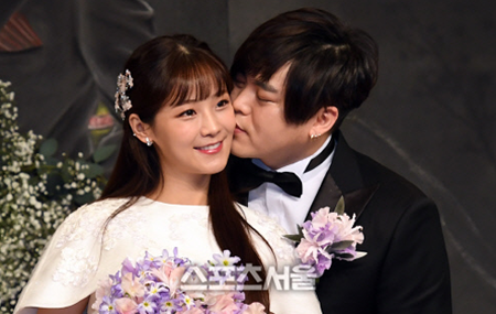 [SS이슈] "소율 검색 NO"…문희준은 왜 구설수를 자처하나