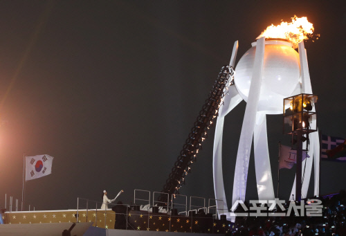 점화하는 김연아[포토]