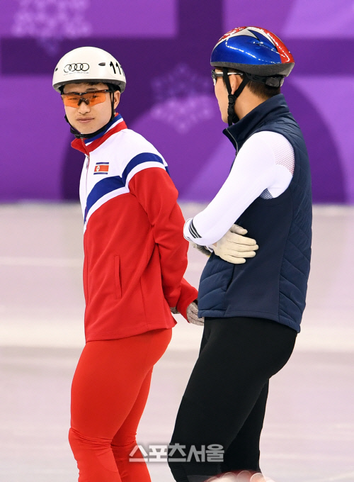 [2018평창]'예선탈락' 北 최은성, 다리 절뚝거리며 퇴장…"선수가 피곤해서"
