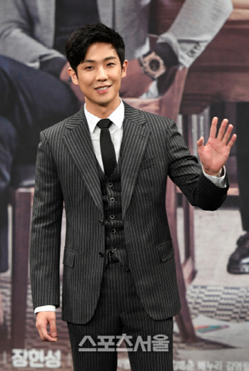 [SS이슈]이준 루머, 지금 우리는 가족들을 생각해야 할 때