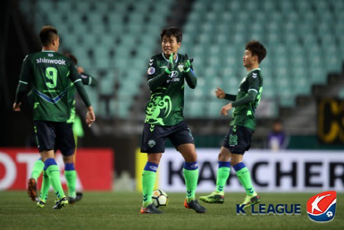 40세 이동국이 히어로…전북, 가시와에 3-2 대역전승