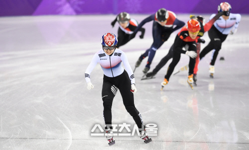 [포토]쇼트트랙 1,500미터 최민정, 압도적 1위