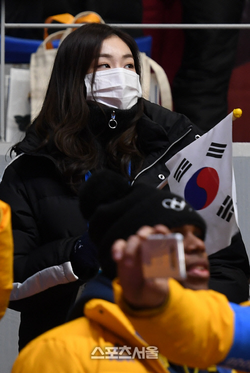 [포토]원윤종-서영우 조 응원하는 김연아