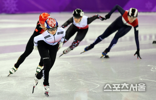 [포토] 최민정, 3관왕 향한 순조로운 출발