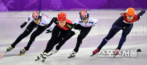 [포토] 심석희-최민정, 나란히 여 1000m 결승 진출~