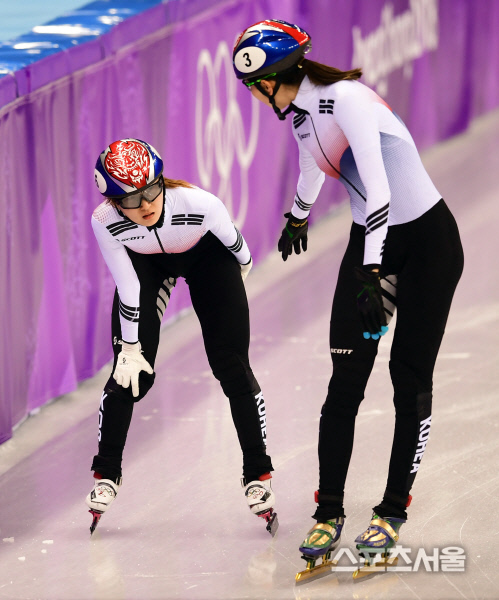 [포토] 여 1000m 심석희-최민정, 넘어져 노 메달로 경기 끝나