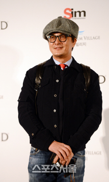 '성추문' 조민기 추가 폭로 "남학생에게도 성적 발언 일삼아"