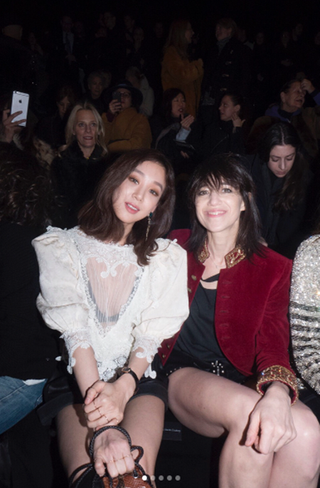 '성덕'된 정려원, 샤를로뜨 갱스부르와 인증샷 "나의 여신님"