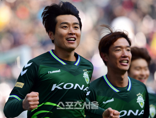 교체로 나가면 더 잘하는 이동국, 슈퍼 조커 된 비결은?