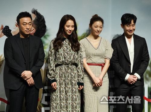 [포토] 이성민-송지효-이엘-신하균, 캐스팅이 완벽해~!