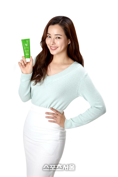 TS착한치약, 단아하고 건강미 넘치는 배우 이하늬 모델로 발탁