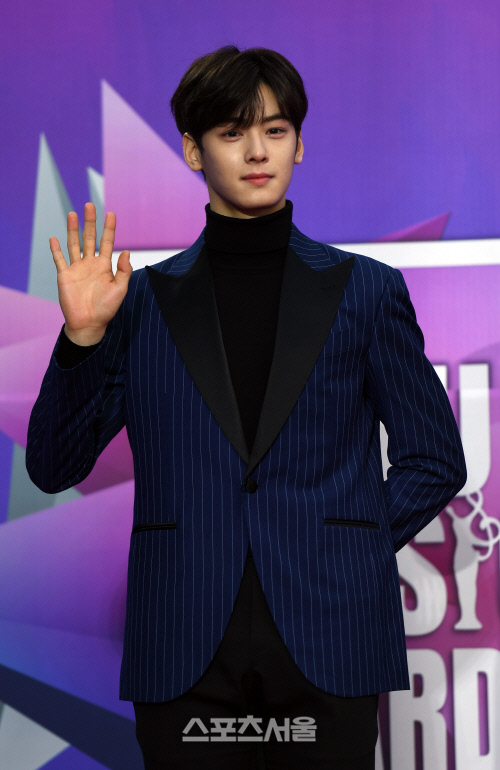 [단독]아스트로 차은우, '선을 넘는 녀석들' 출연…이시영 새 예능 힘 싣는다