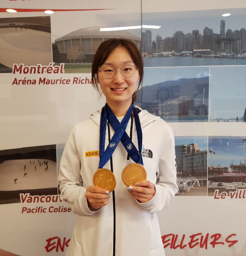 '세계선수권 2관왕' 최민정 "많은 응원 덕분에 좋은 성적 기록"