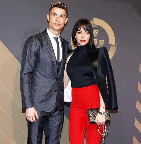 [★SNS] 호날두, 연인 조지나와 시상식 참석 인증샷 '선남선녀 비주얼'