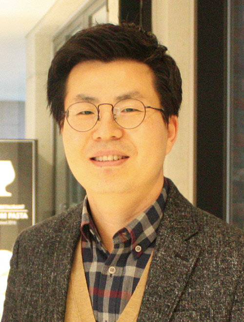 호텔 봄봄 최성우 대표