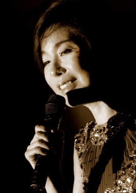 최진희 "北 현송월 양 볼 잡고 흔들어…언니-동생 됐다"